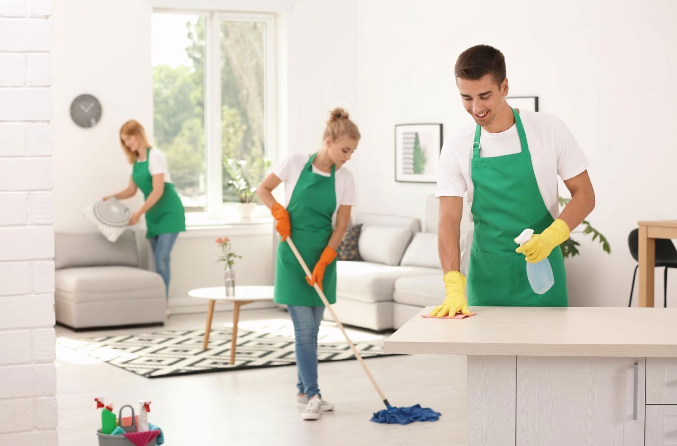 Home cleaning professional vacuuming carpets and wiping furniture inside a well-kept Southwest Florida family home